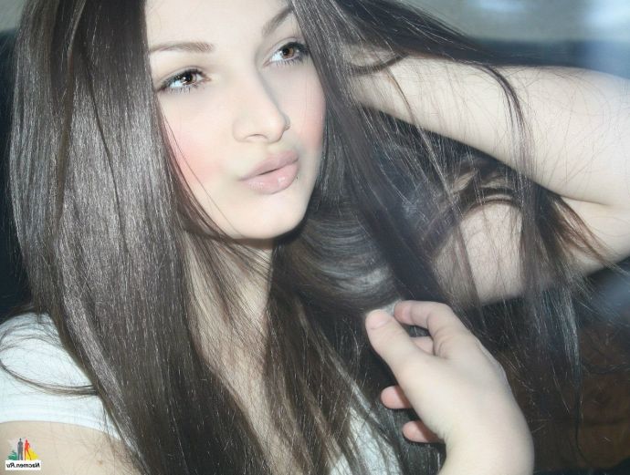 Красивые девушки чеченки дарят милые улыбки и страстные взгляды