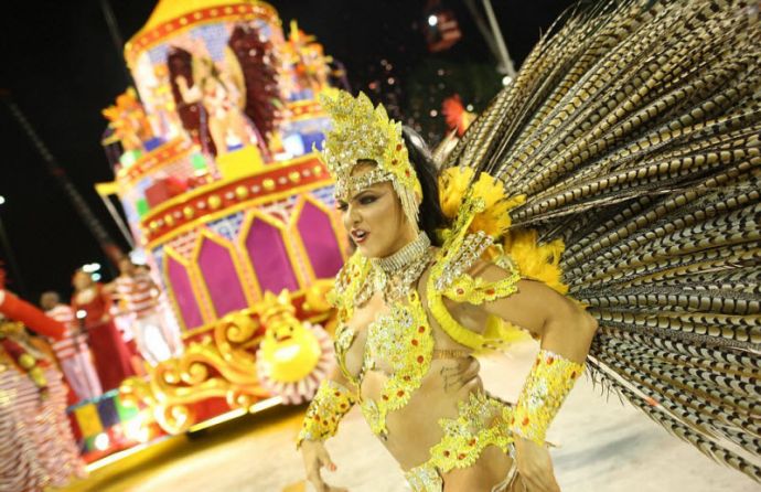 Карнавал в Рио-де-Жанейро