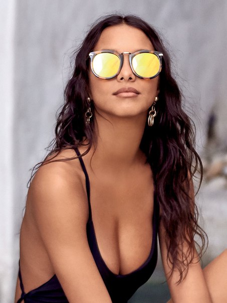 Lais Ribeiro в бикини Free People