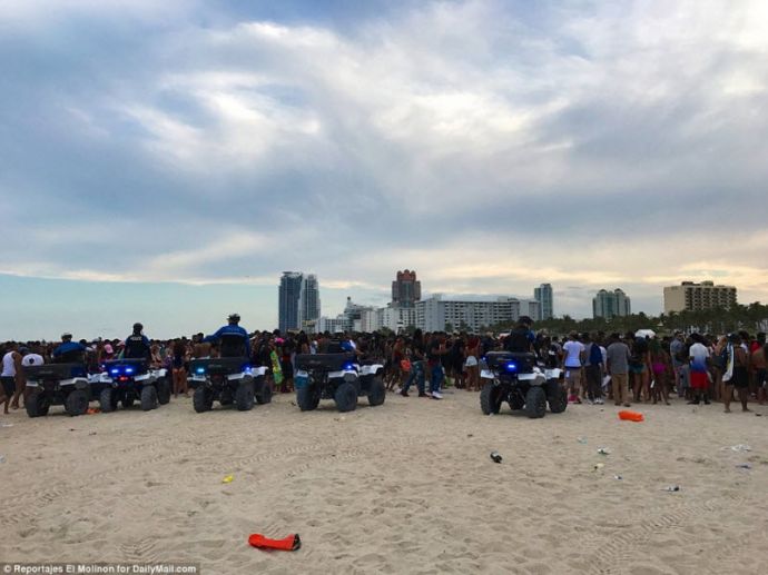 Дикие вечеринки студентов в Майами