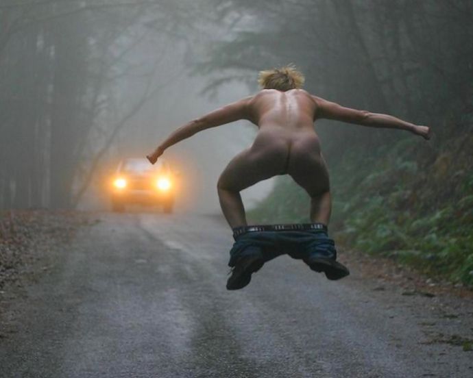 Эротические приколы. Супер мини бикини.