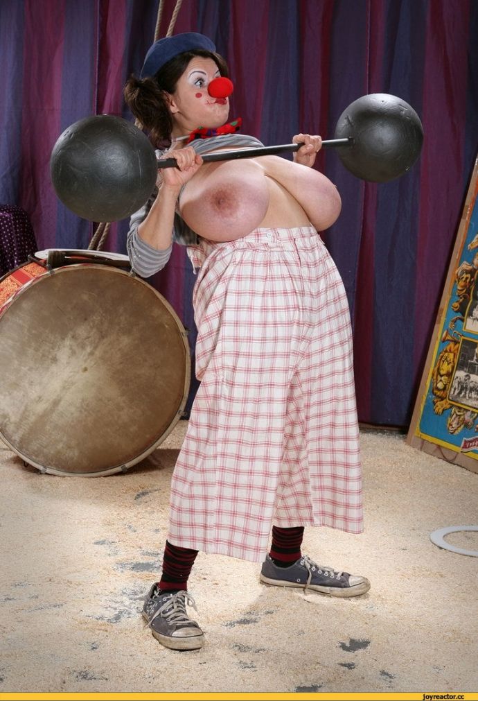 Эротические приколы. Супер мини бикини.