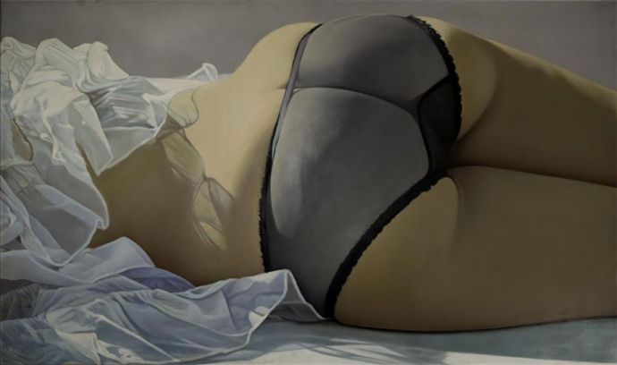 Фотореалистичные картины нижней части женского тела в нижнем белье