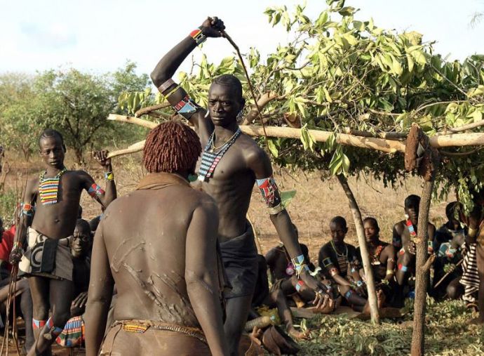 Эфиопские женщины любят жесткую любовь