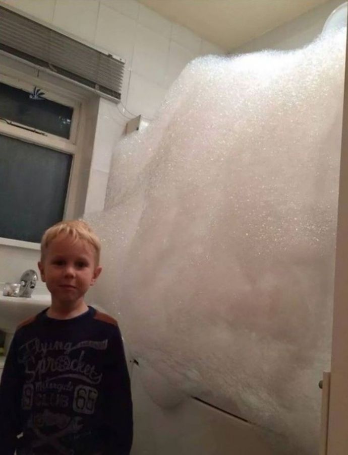 Пенная вечеринка от парней и их сучек