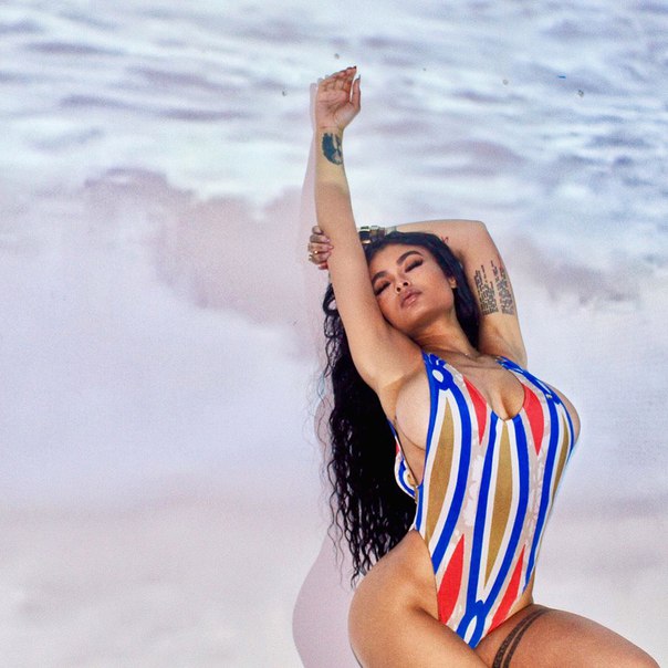 Индия Уэстбрукс в Instagram (май-июнь 2017)