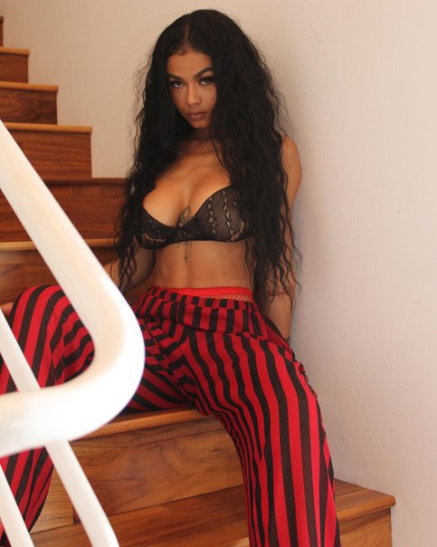 Индия Уэстбрукс в Instagram (май-июнь 2017)