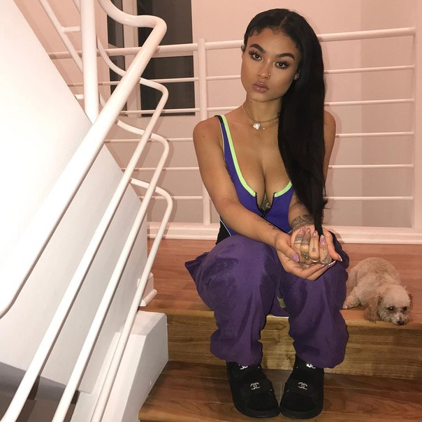 Индия Уэстбрукс в Instagram (май-июнь 2017)