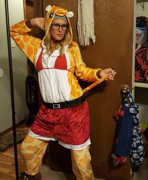 Девушки дурачатся Девушки дурачатся