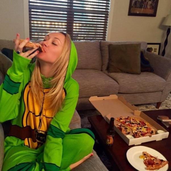 Девушки дурачатся Девушки дурачатся