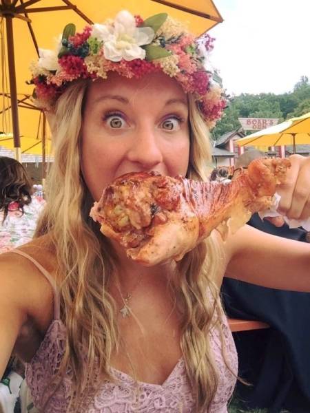 Девушки дурачатся Девушки дурачатся