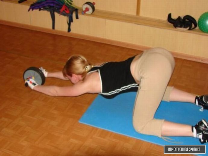 Фото девушек из спорт зала