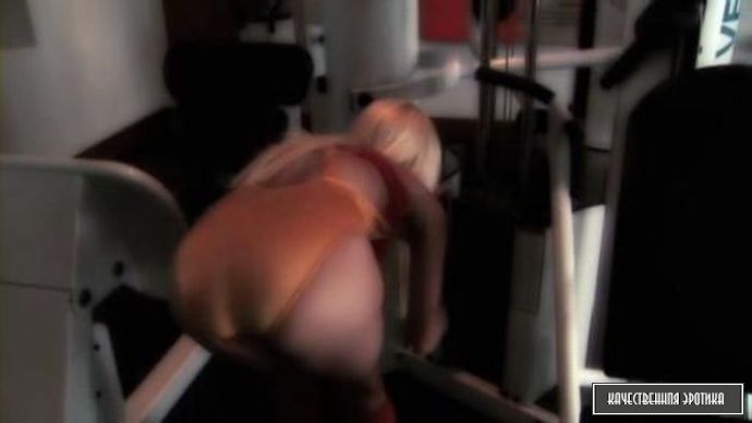 Фото девушек из спорт зала