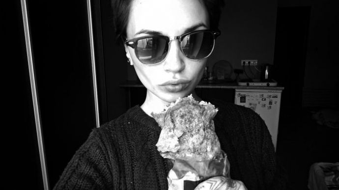 На это можно смотреть вечно – девушки и шаурма