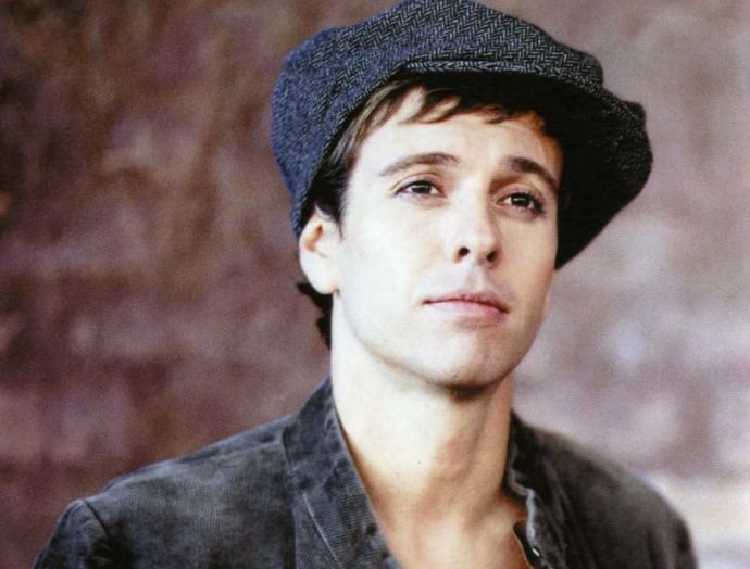 Шатько, Галушка и Барашко... 30 знаменитостей, чьи имена оказались псевдонимами