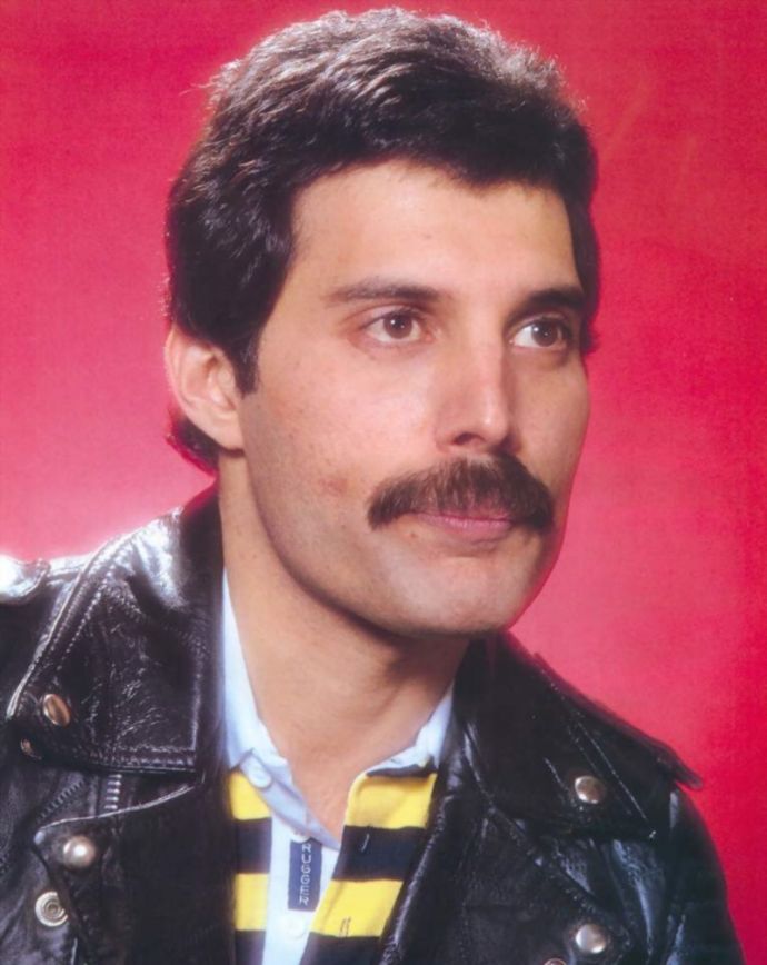 Шатько, Галушка и Барашко... 30 знаменитостей, чьи имена оказались псевдонимами