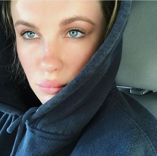 Айленд Болдуин - дочь Алека Болдуина и Ким Бейсингер