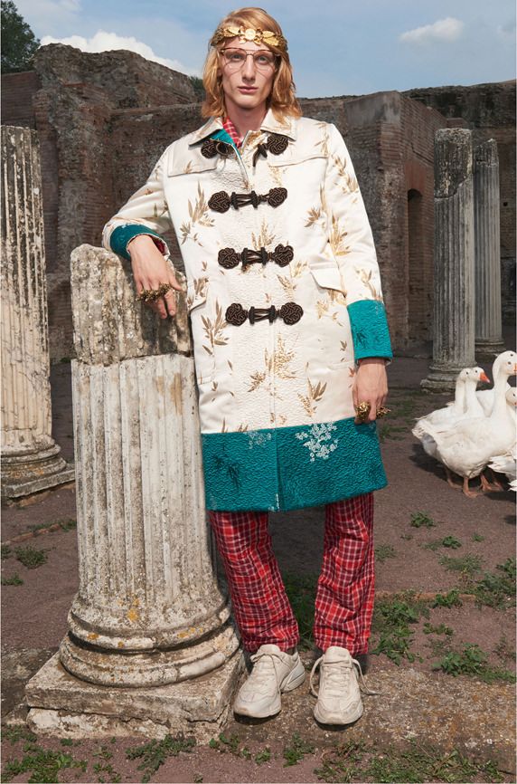 Одежда от Гуччи для гомодрил