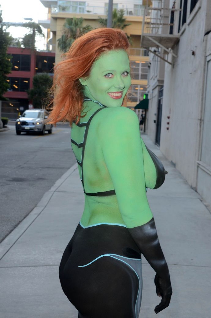 Боди-арт от красотки Мейтленд Уорд