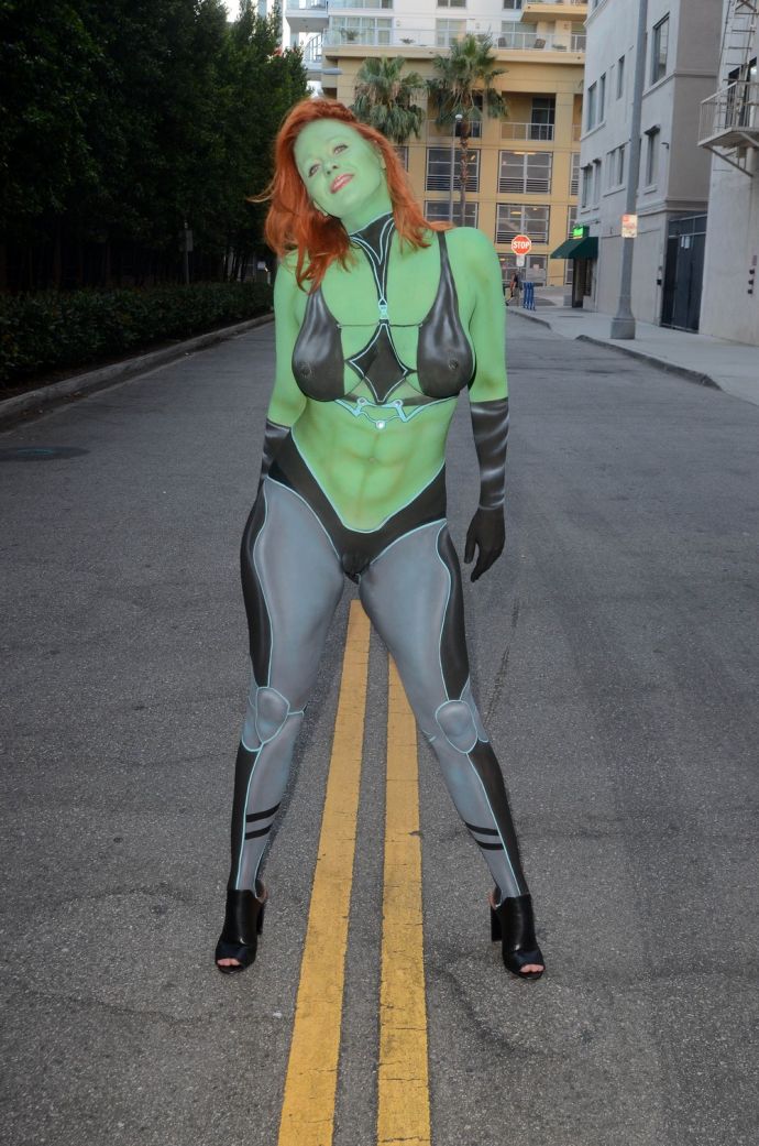 Боди-арт от красотки Мейтленд Уорд