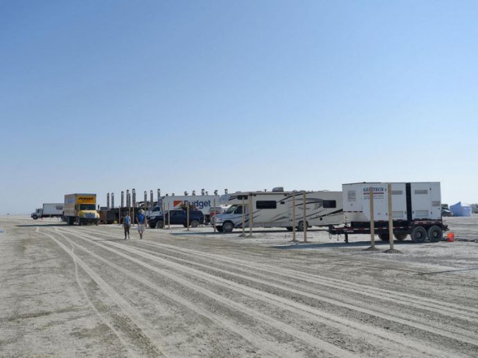 Первые фото с фестиваля Burning Man 2017