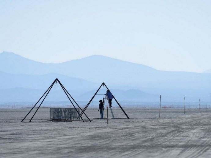 Первые фото с фестиваля Burning Man 2017