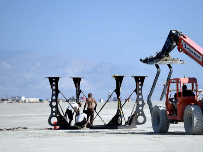 Первые фото с фестиваля Burning Man 2017