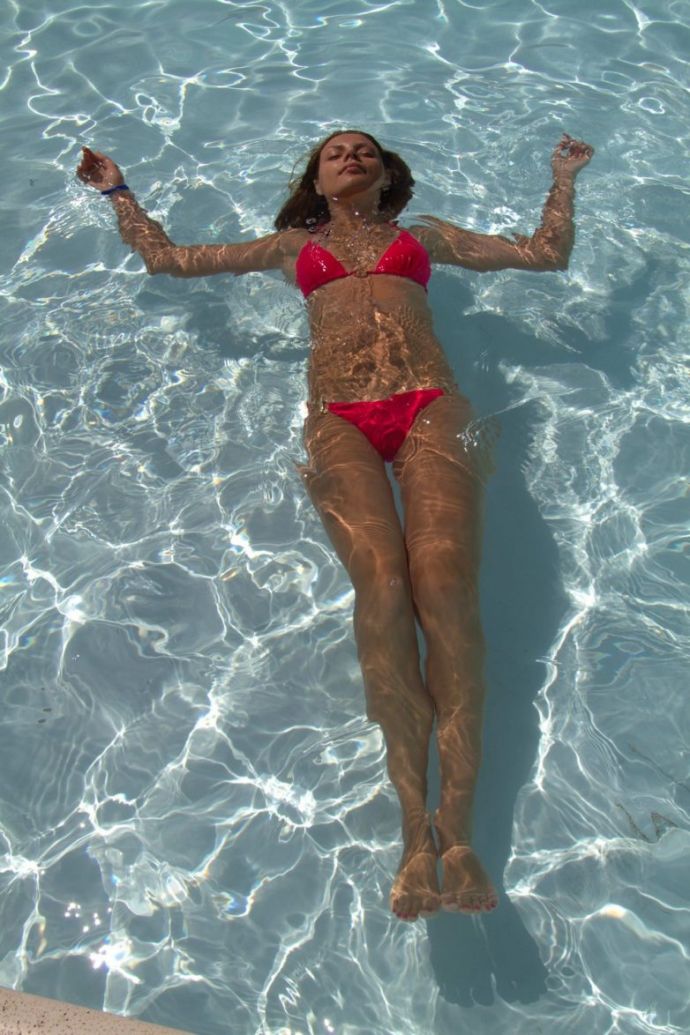 Красотки в бикини