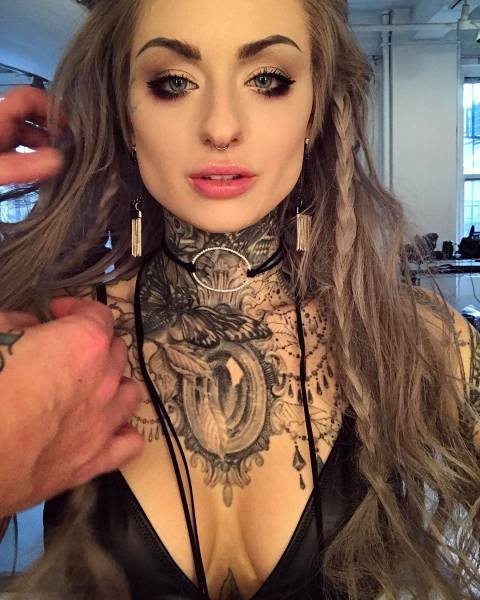 Татуировки на телах прекрасных девушек Татуировки на телах прекрасных девушек