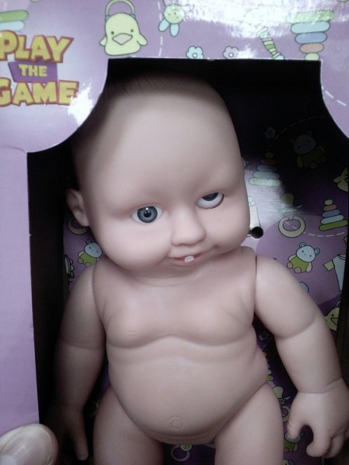 Приколы и маразмы в магазинах: странные и жуткие игрушки