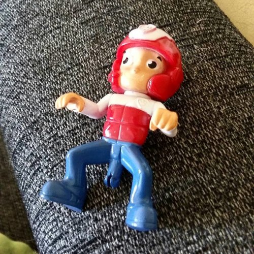 Приколы и маразмы в магазинах: странные и жуткие игрушки