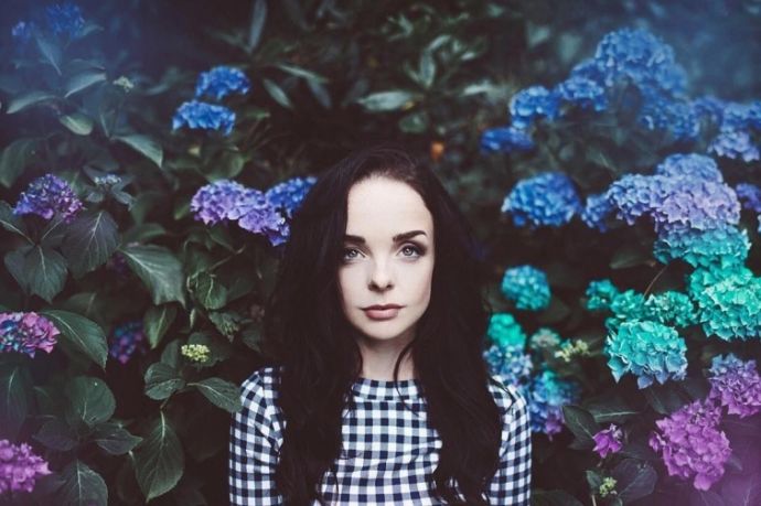 Чувственные фотографии красивых женщин на грани творчества и сексуальности