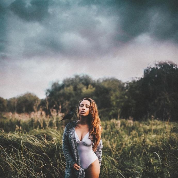 Чувственные фотографии красивых женщин на грани творчества и сексуальности