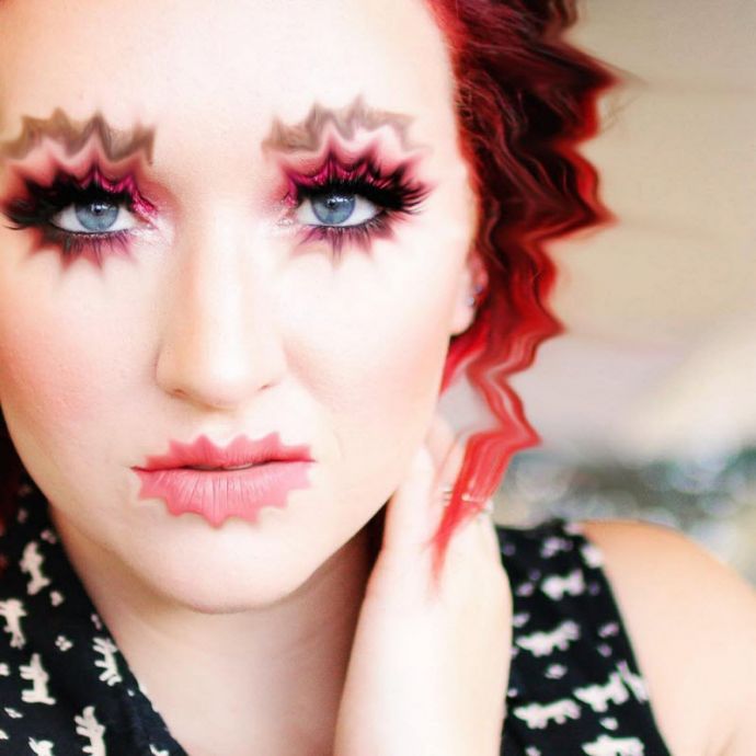 Новый модный тренд: волнистые губы