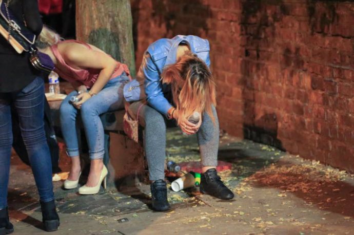 Британские первокурсники бурно отметили начало учебы