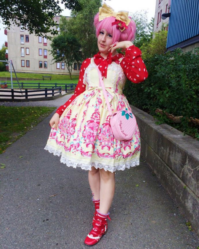 Дженнифер Джексон — шведка-живая кукла, ставшая местной достопримечательностью