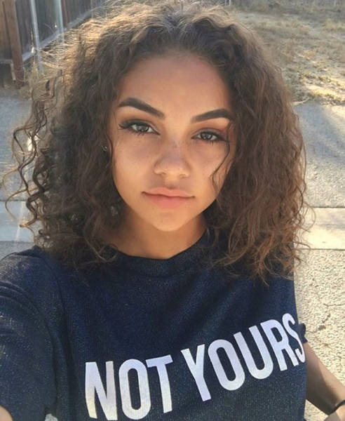 Красивые девушки, на которых приятно смотреть Красивые девушки, на которых приятно смотреть