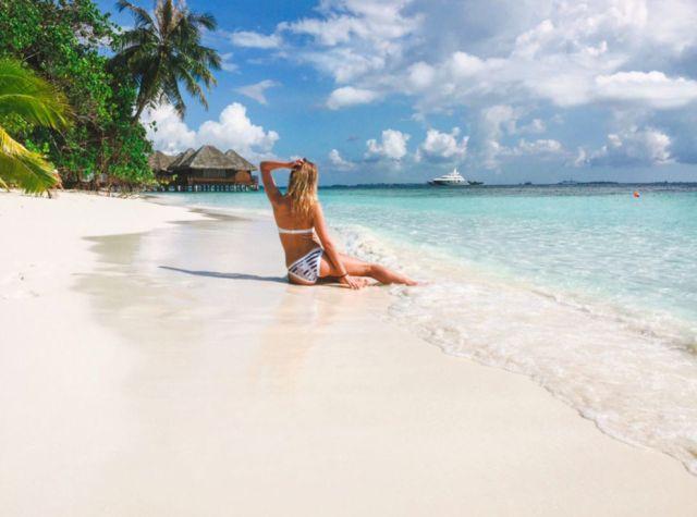 Самая красивая стюардесса 'Аэрофлота' Самая красивая стюардесса 'Аэрофлота'