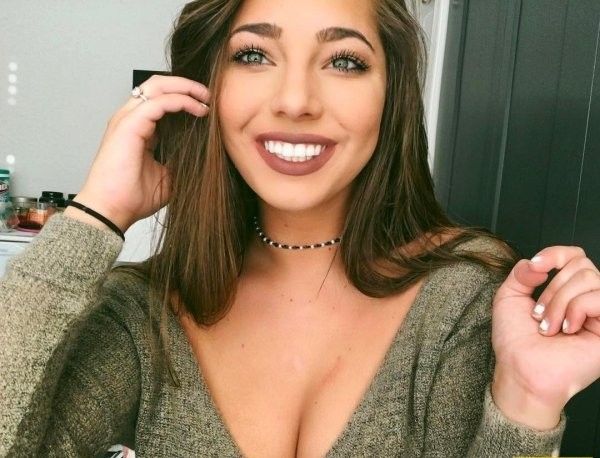 Kylie из штата Кентукки, самая прекрасная студентка колледжа