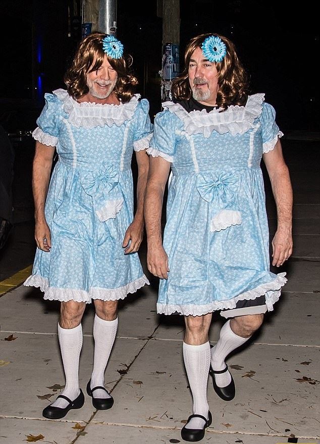 62-летний Брюс Уиллис сразил всех наповал своим костюмчиком на Хэллоуин