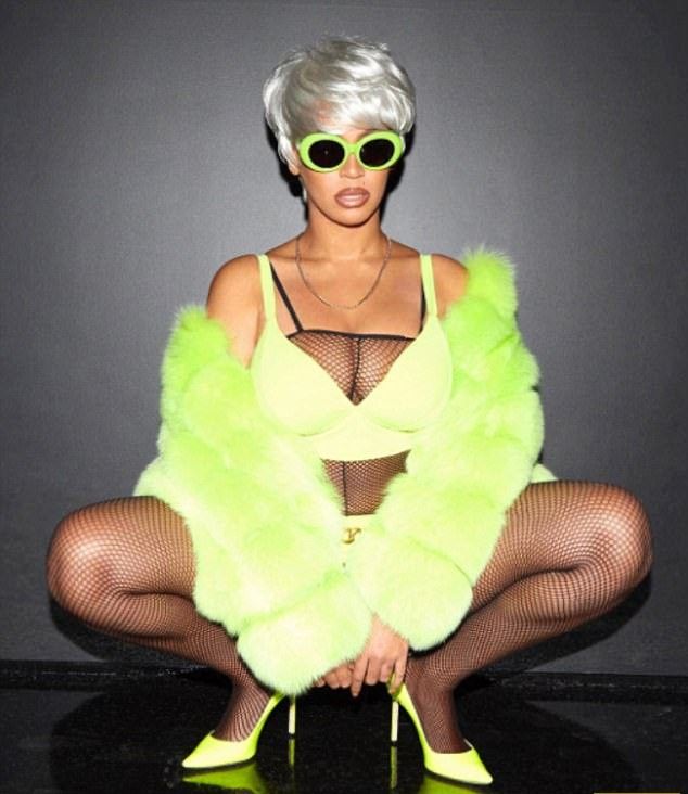 Бейонсе скопировала сексапильный образ известной хип-хоп исполнительницы Lil Kim