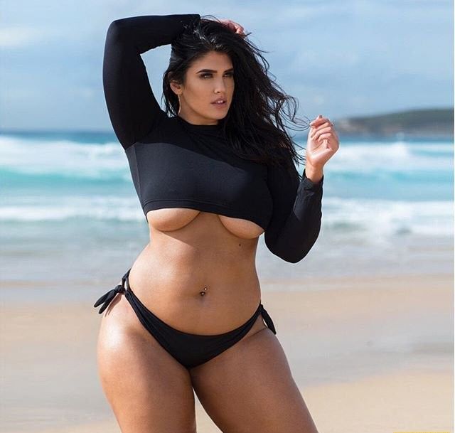 Модели надоело быть худой и она поправилась на 50 кг