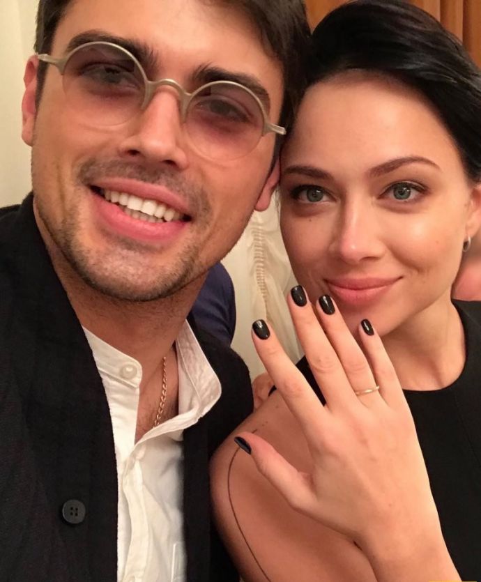 Настасья Самбурская вышла замуж в черном платьице – на этот раз все серьезно(3 фото + 2 видео)