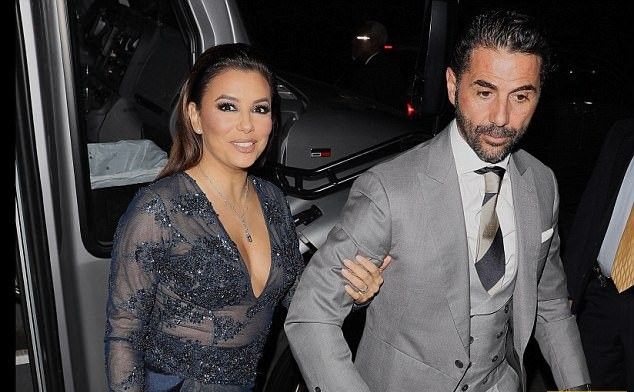 Ева Лонгория удивила "голым" нарядом на свадьбе Серены Уильямс