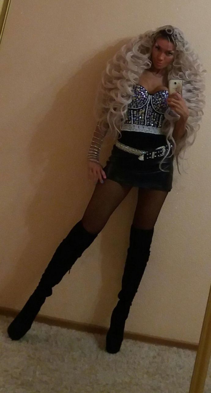 Уверенная победа в номинации волосатая года