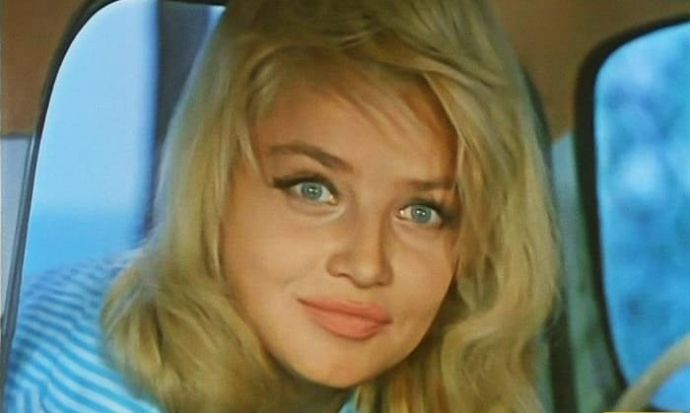 Одиночество и забвение звезды русского экрана Натальи Кустинской