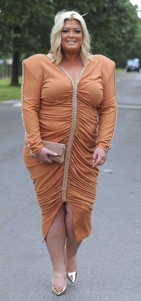 Как это можно носить?ТОП-12 худших нарядов звезд в 2017 году