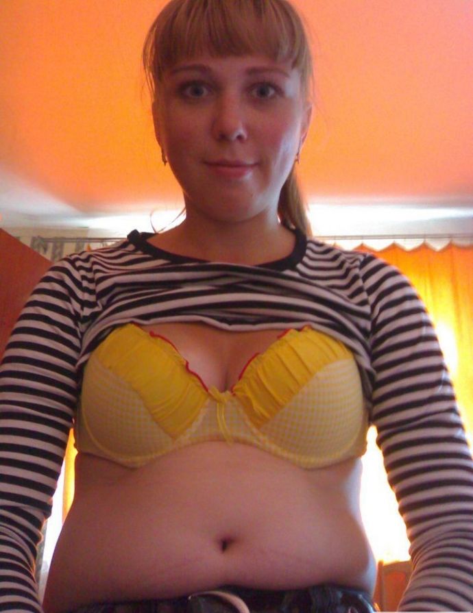 Деревенская женщина с лохматой вагиной