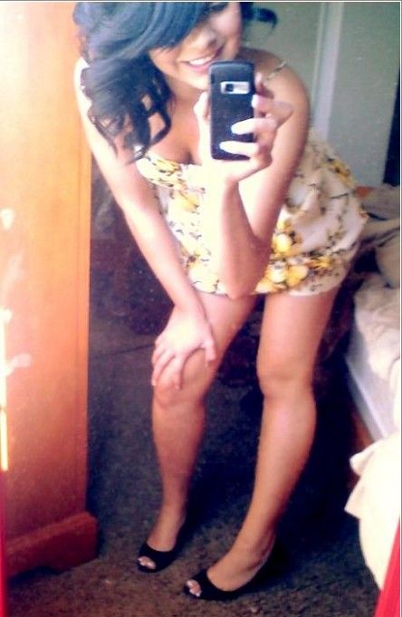 Снимки тупые сучки перед зеркалами