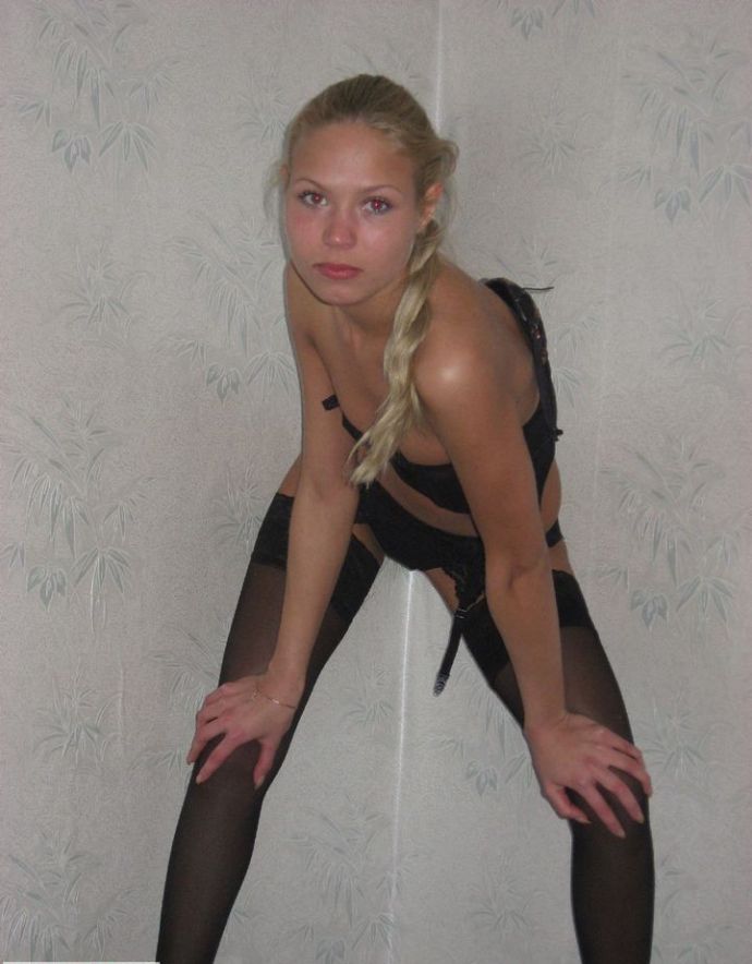 Голая девушка из Челябинска